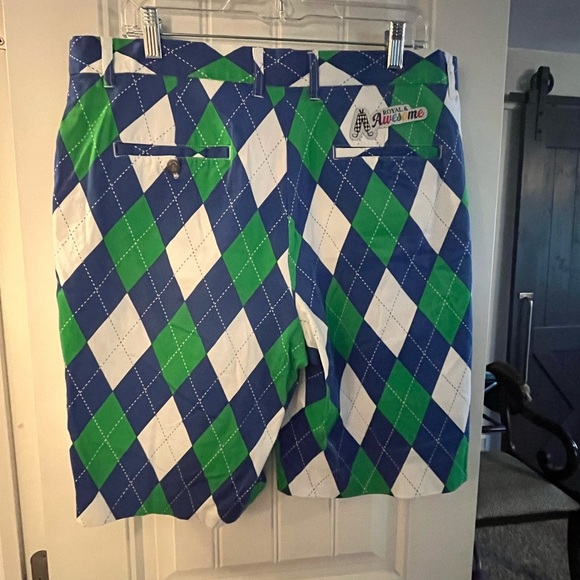 Royal & Awesome Men's Argyle Patterned Golf 10” inseam Shorts, size 36 - Picture 4 of 9